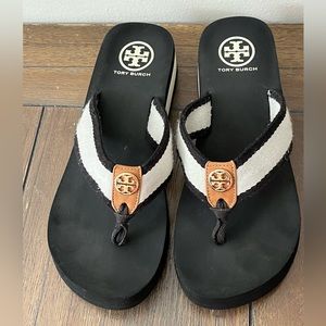 Tory Burch Sandals size 8